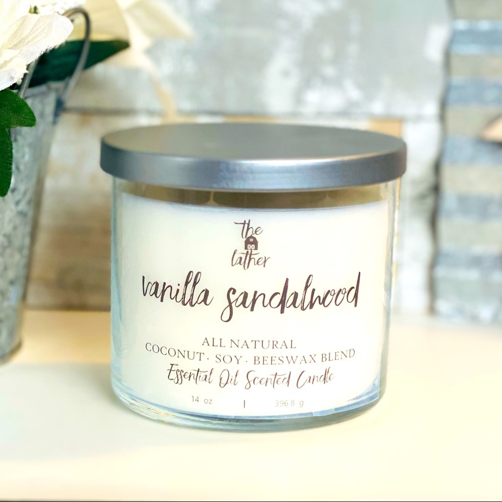 Vanilla Sandalwood EO Scented Beeswax Blend Candle